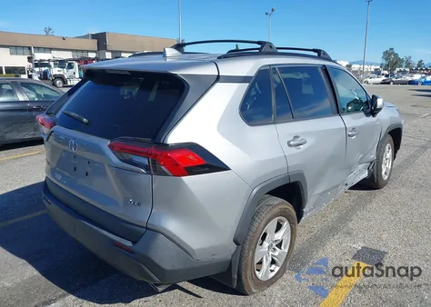 2020 Toyota Rav4 Xle из США, поврежденный, VIN 2T3W1RFV4LW060734